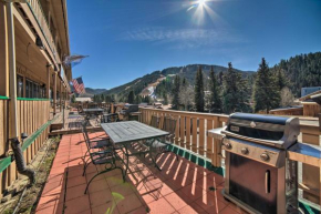 Red River Condo with Fire Pit half Mi to Slopes!